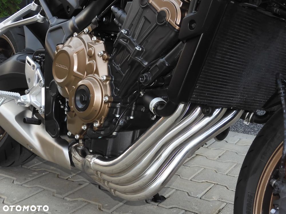 Honda CB - 19