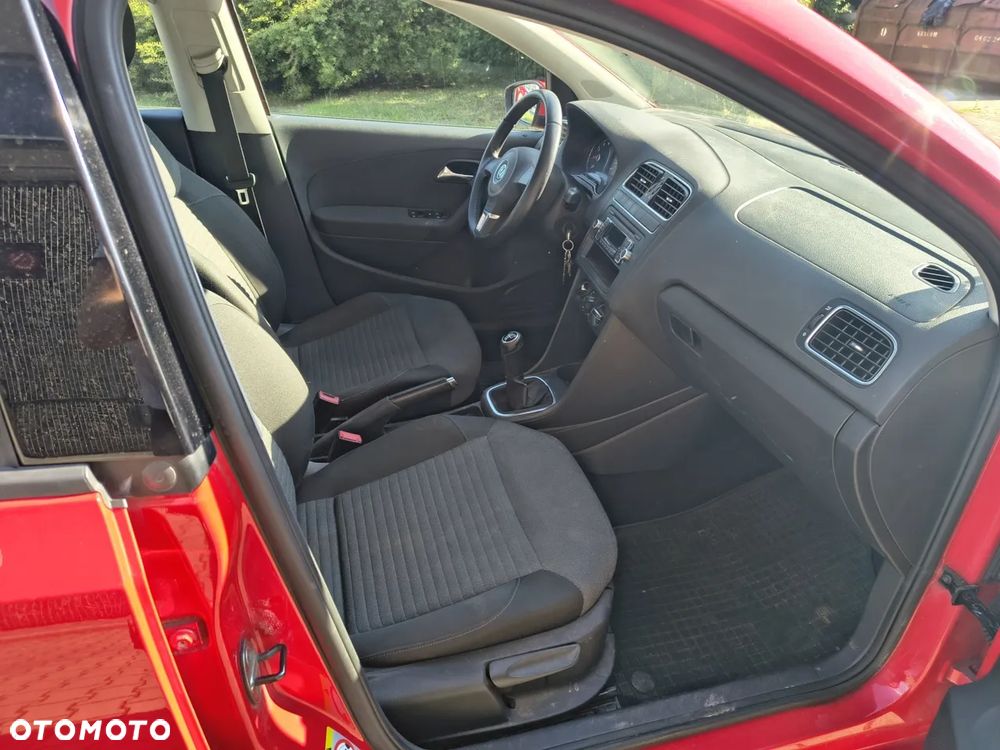 Volkswagen Polo - 11
