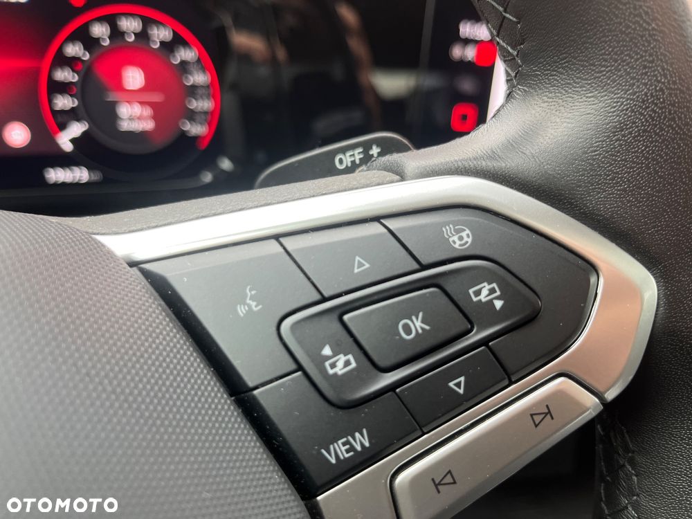 Volkswagen Golf - 15