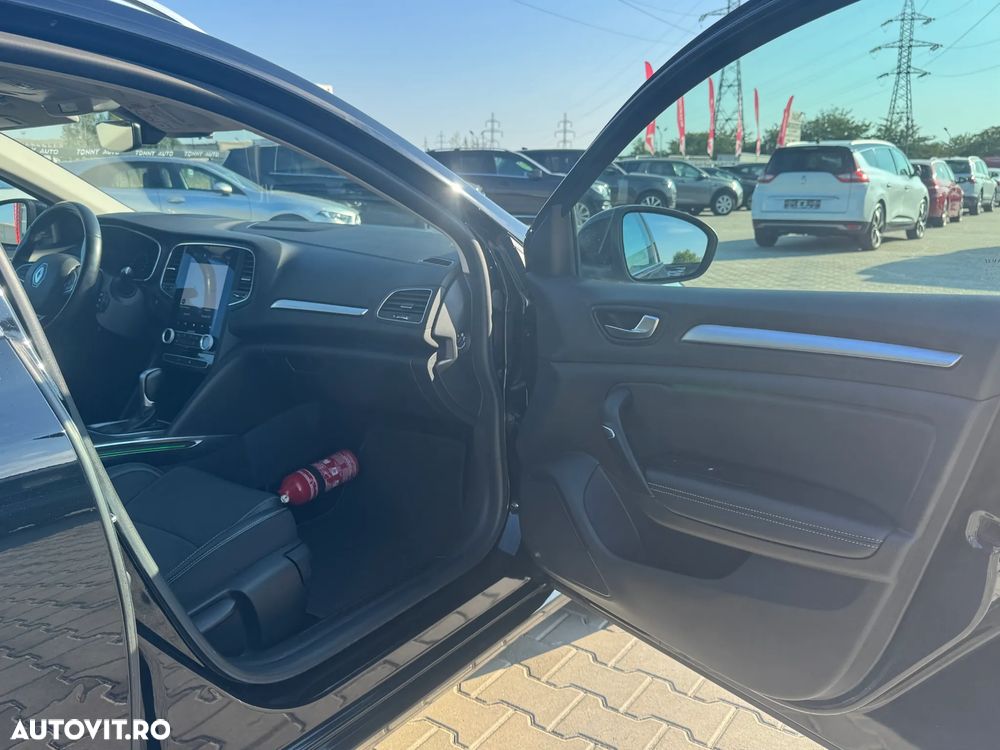 Renault Megane BLUE dCi 115 EDC LIMITED - 12