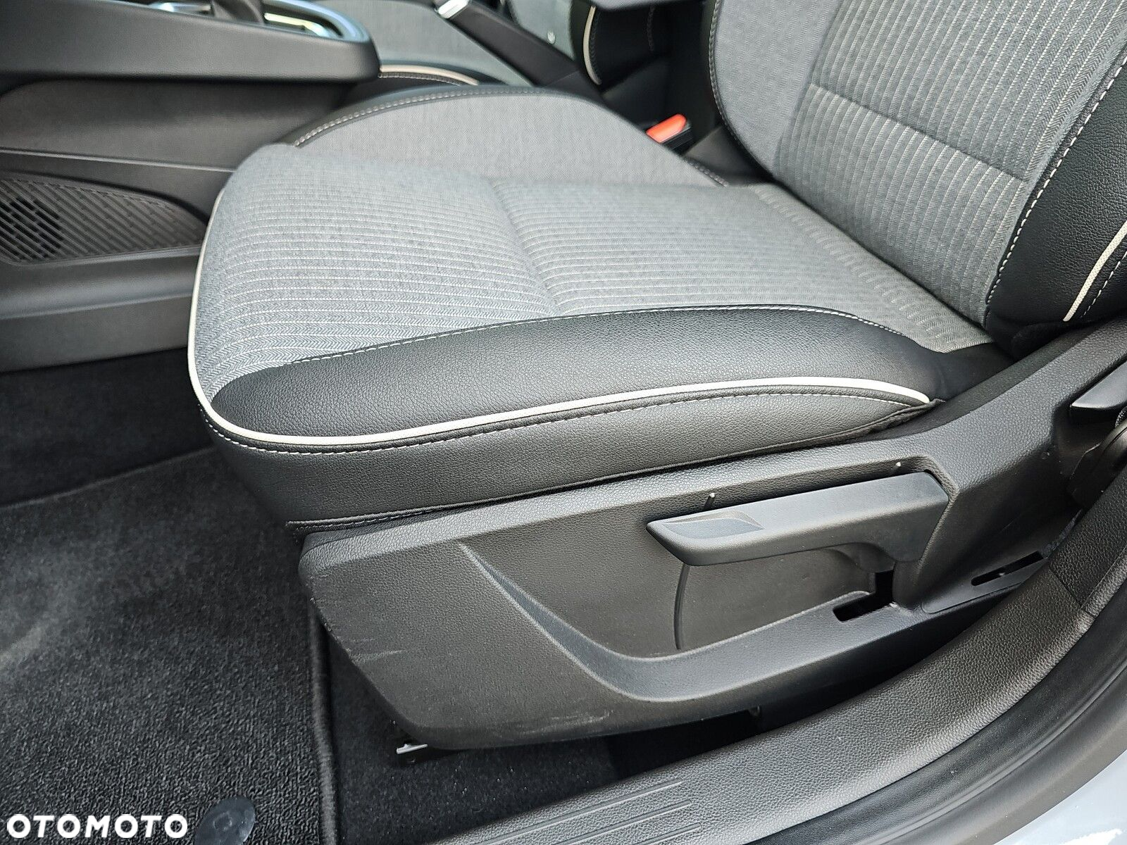 Renault Clio - 27