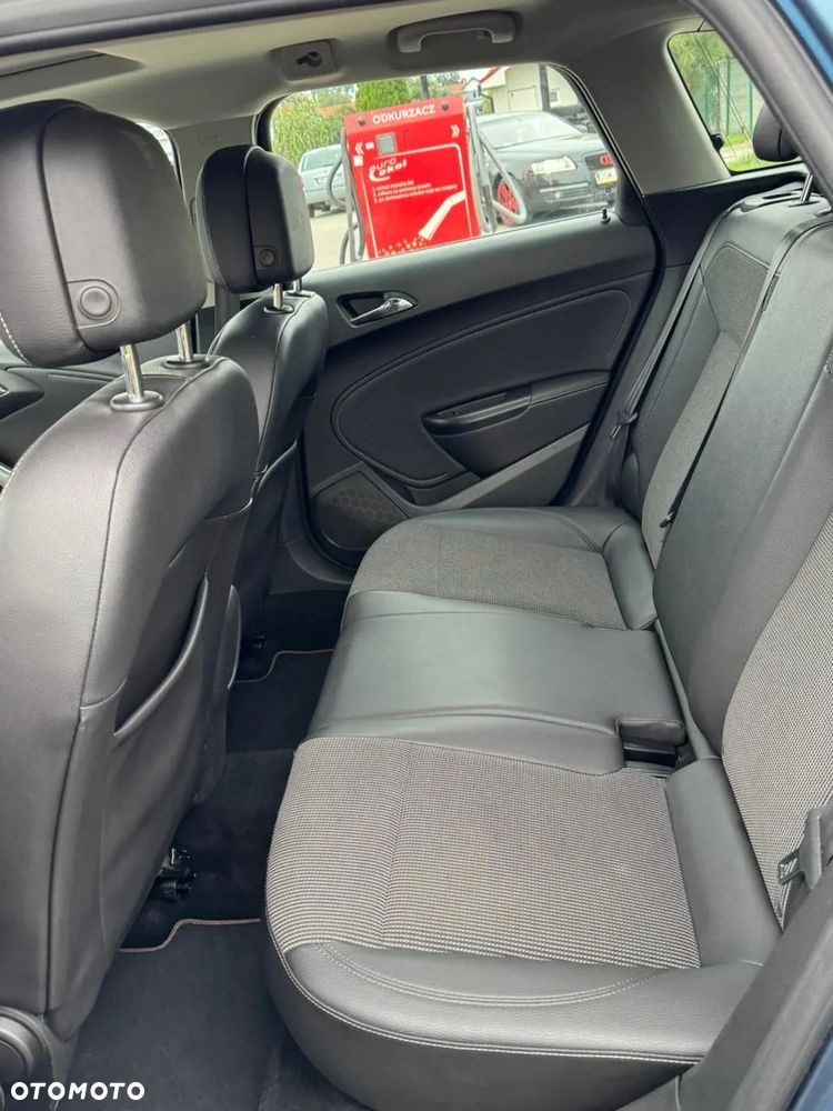 Opel Astra 1.6 Sports Tourer Automatik - 19