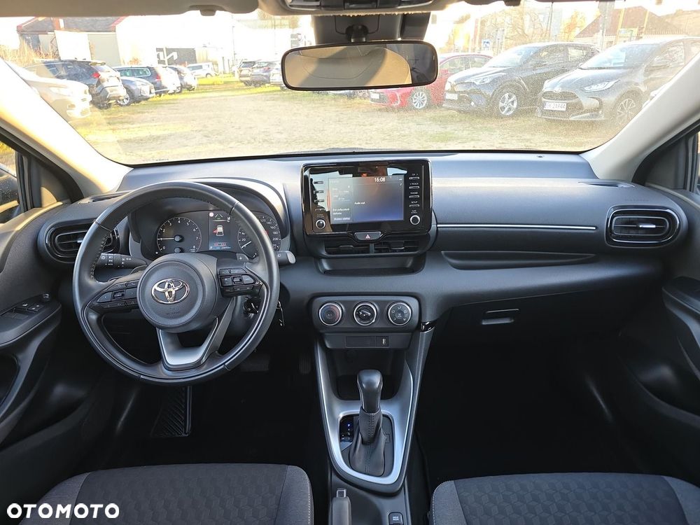Toyota Yaris 1.5 Comfort CVT - 10