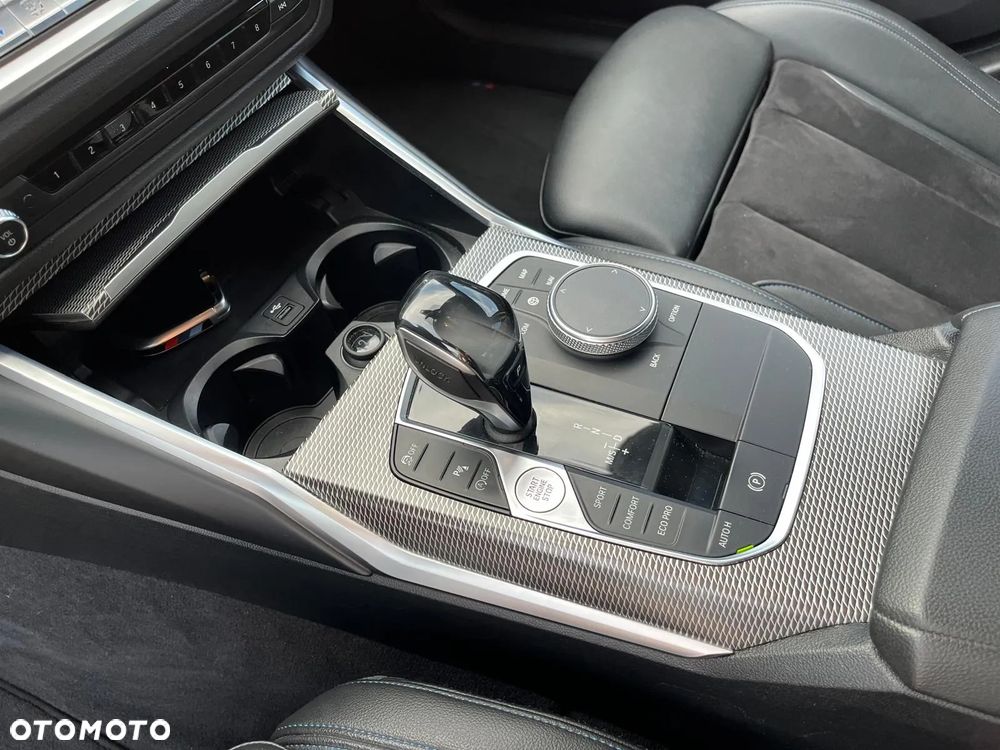 BMW Seria 3 318d M Sport - 20