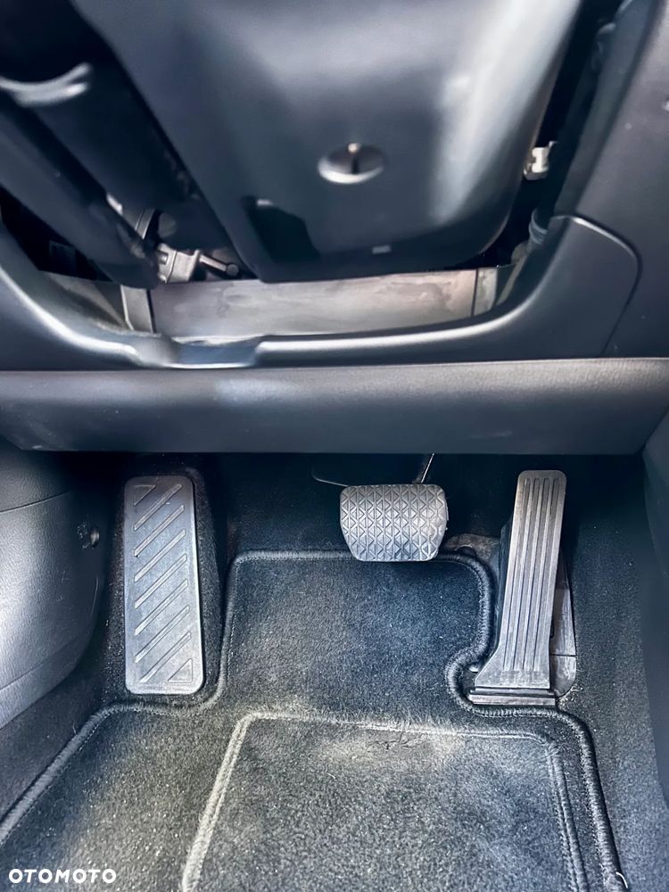 Mazda 6 2.0 SkyPassion - 32