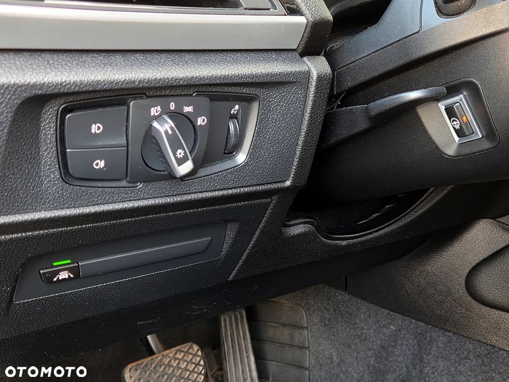 BMW Seria 1 120d M Sport sport - 17