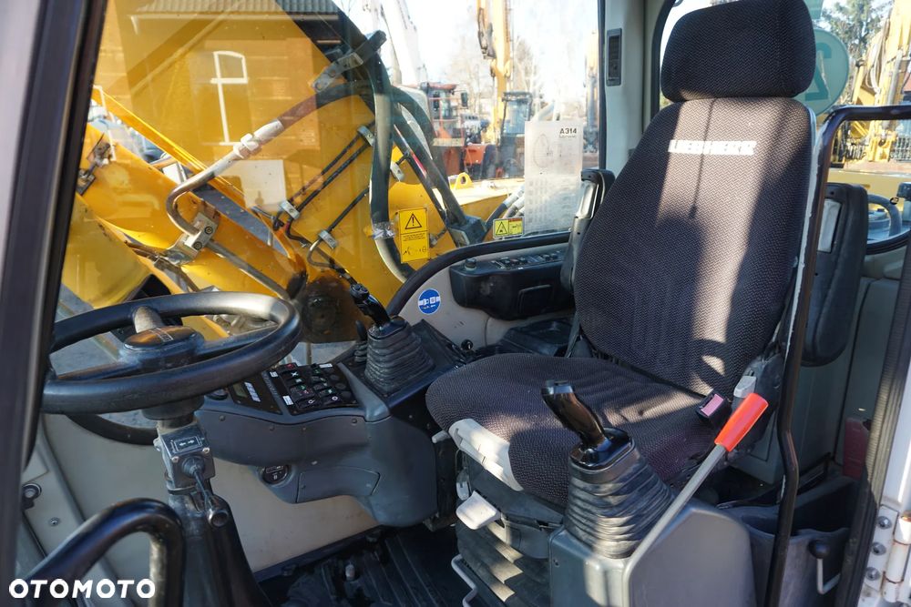 Liebherr A 314 Litronic - 16