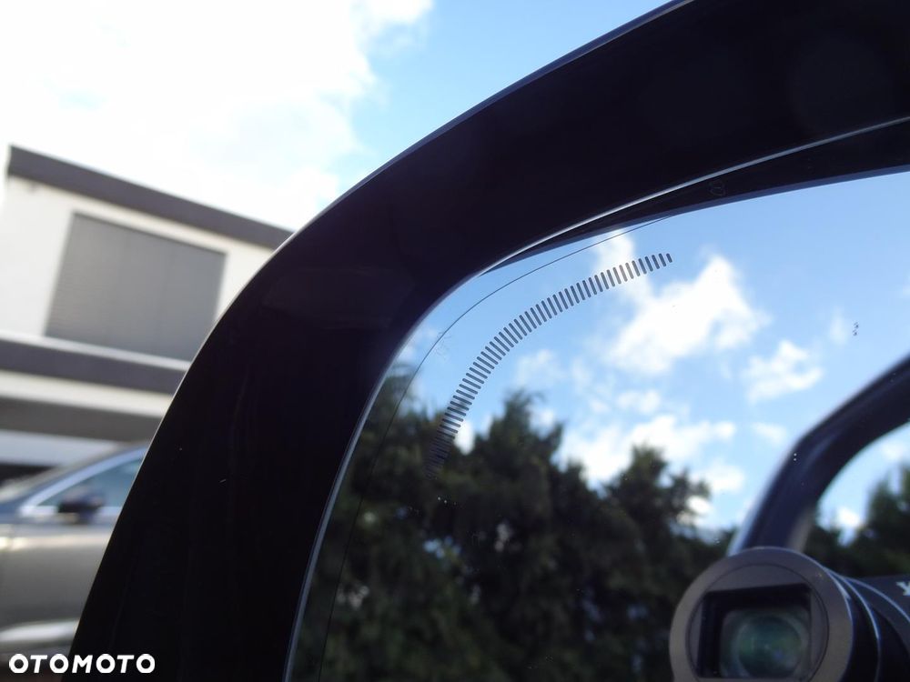 Volvo XC 60 B5 B AWD Geartronic RDesign - 24