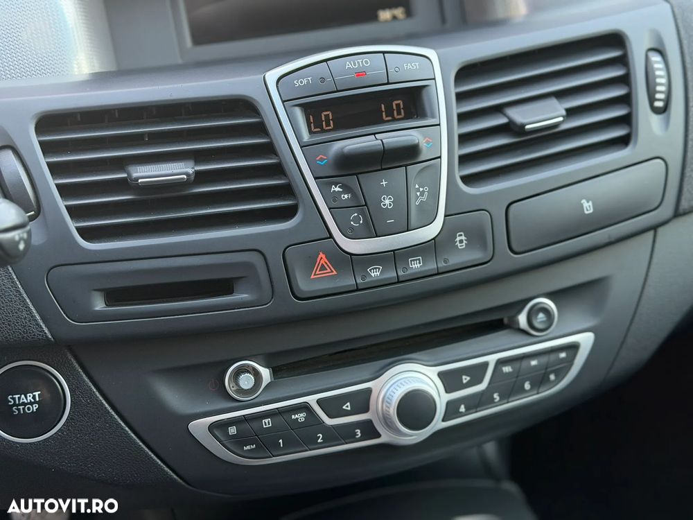 Renault Laguna - 26