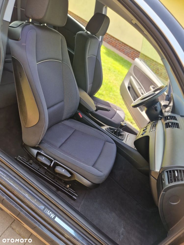 BMW Seria 1 116i - 15