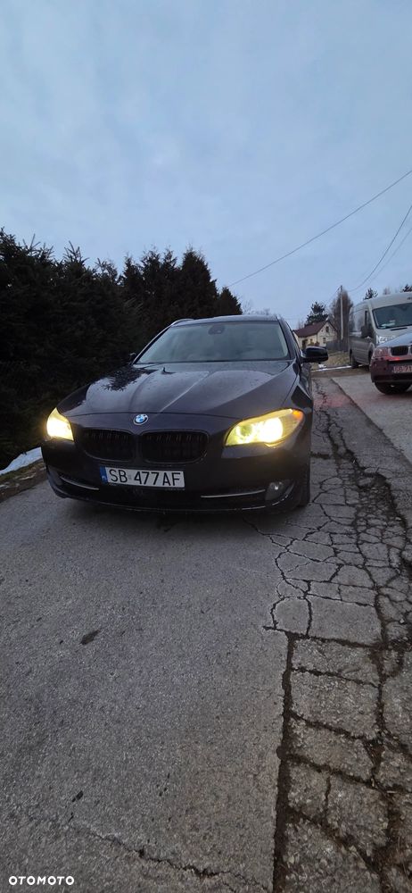 BMW Seria 5 530d xDrive Luxury Line - 9
