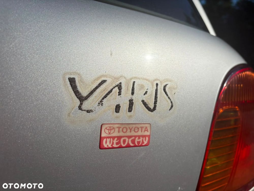 Toyota Yaris - 8