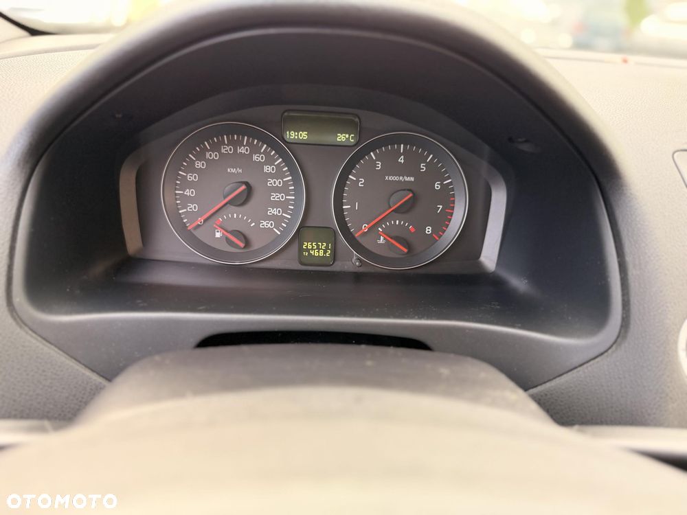 Volvo S40 1.8 - 9