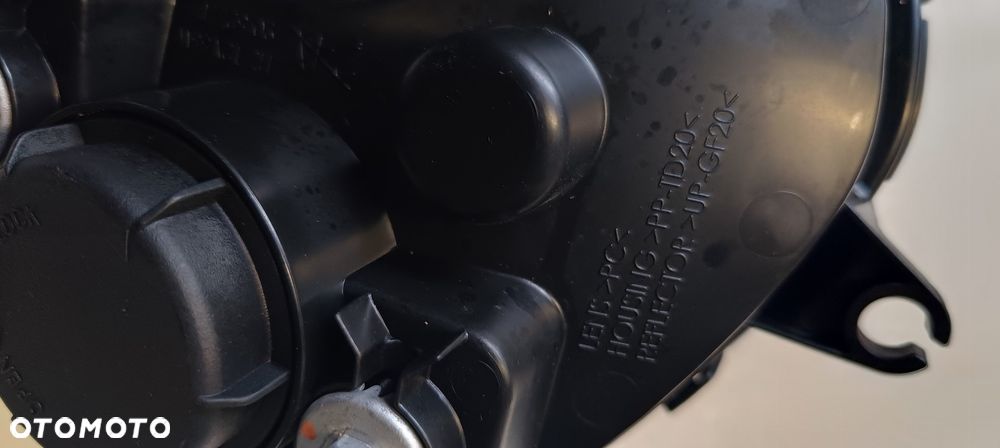 SUZUKI DL 650 1000 V-STROM LAMPA PRZÓD REFLEKTOR - 9