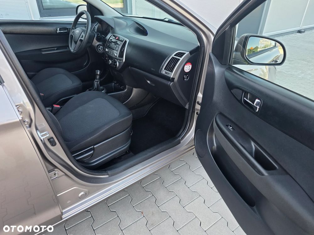 Hyundai i20 1.2 Select - 10