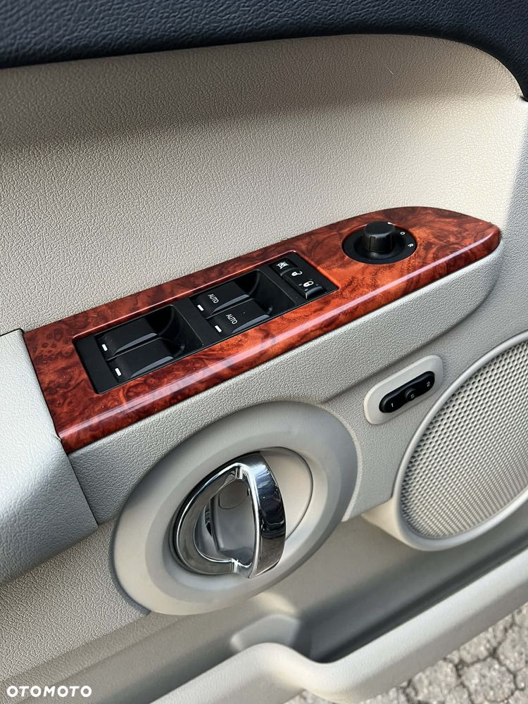 Jeep Commander 5.7 V8 HEMI Automatik Limited - 16