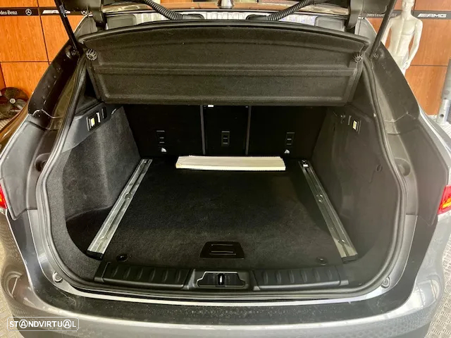 Jaguar F-Pace 20d Aut. R-Sport - 42