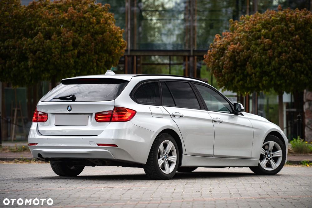 BMW Seria 3 318d DPF - 6