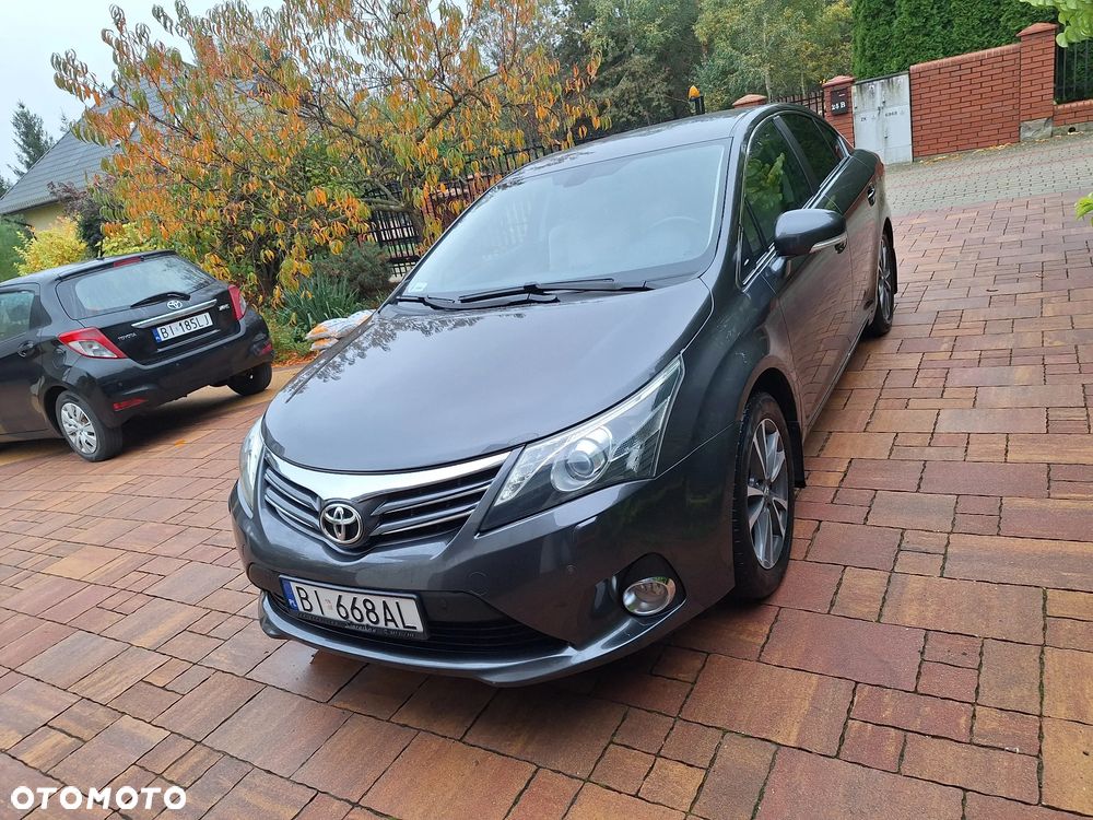 Toyota Avensis 2.0 Prestige NAVI - 12
