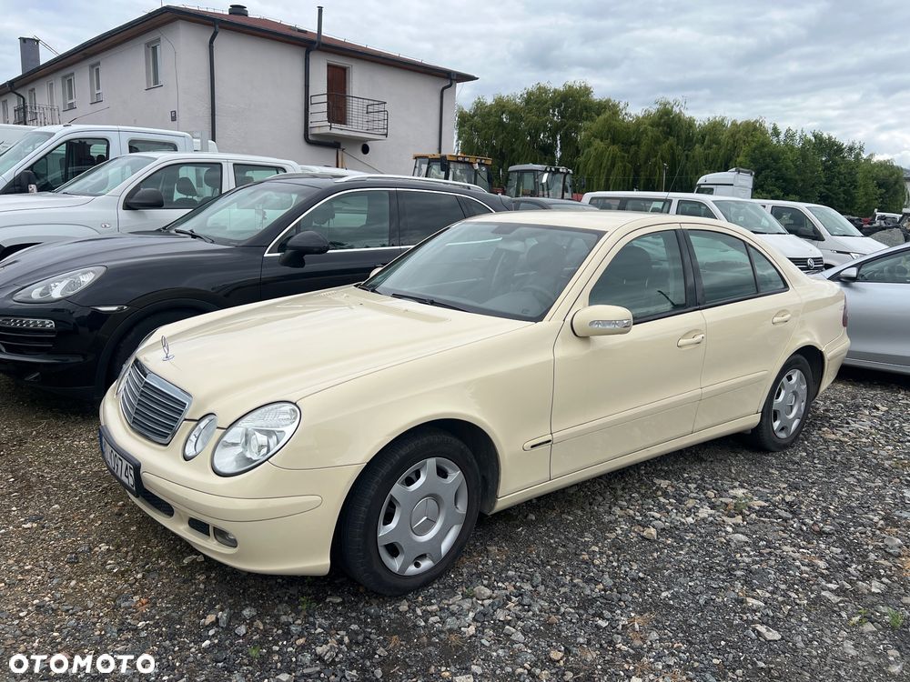 Kia Ceed - 32