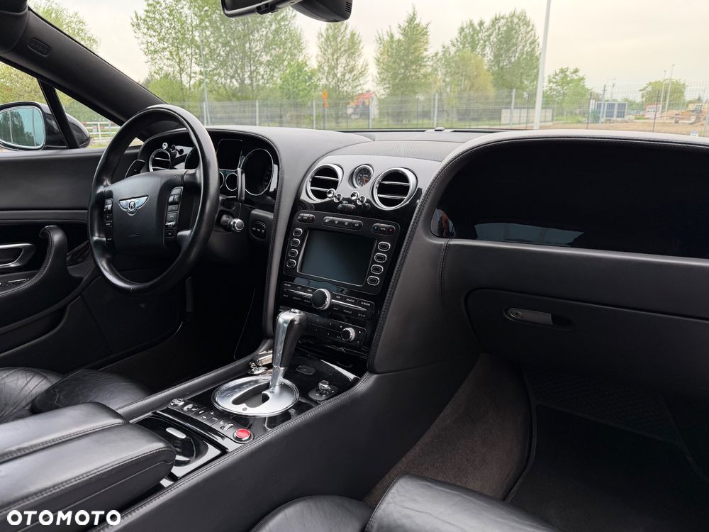 Bentley Continental GT Standard - 26