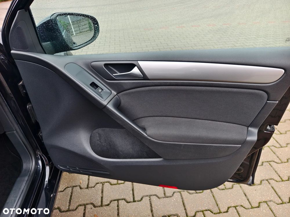 Volkswagen Golf VI 1.4 Comfortline - 16