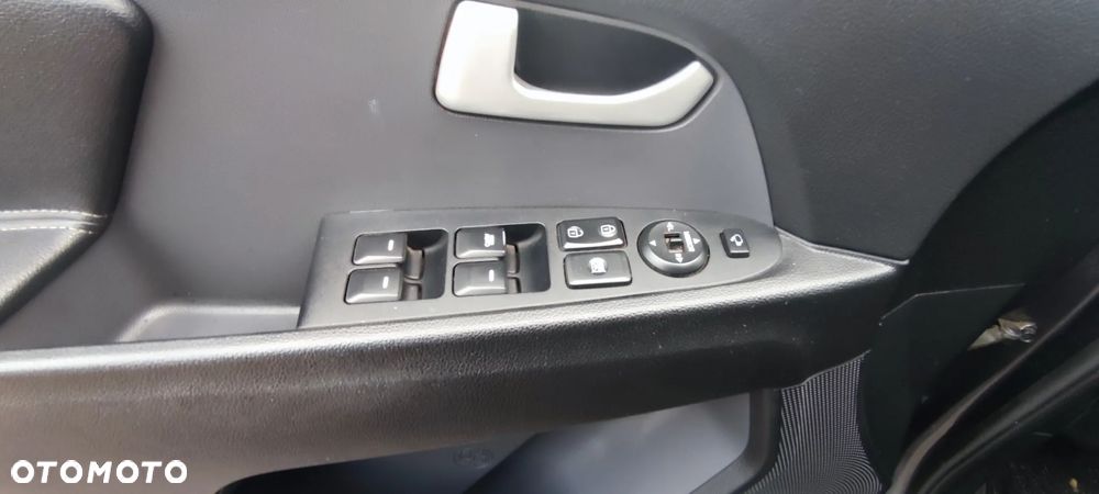 Kia Sportage 1.7 CRDI S 2WD - 18