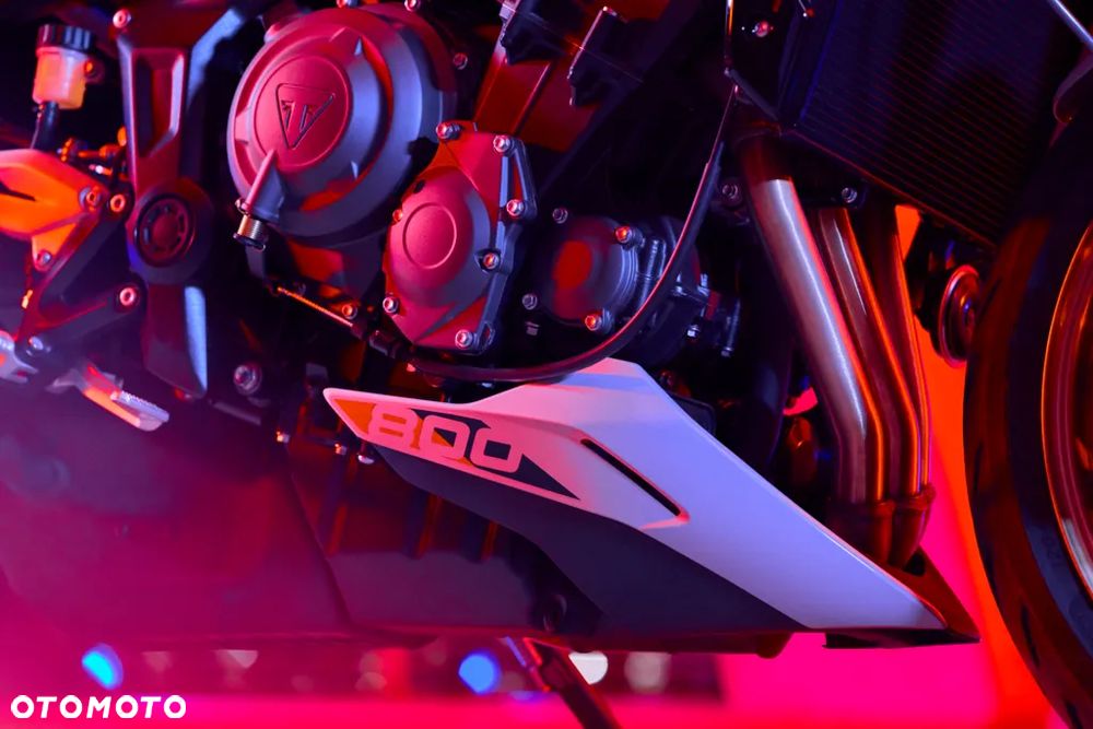 Triumph Trident - 11