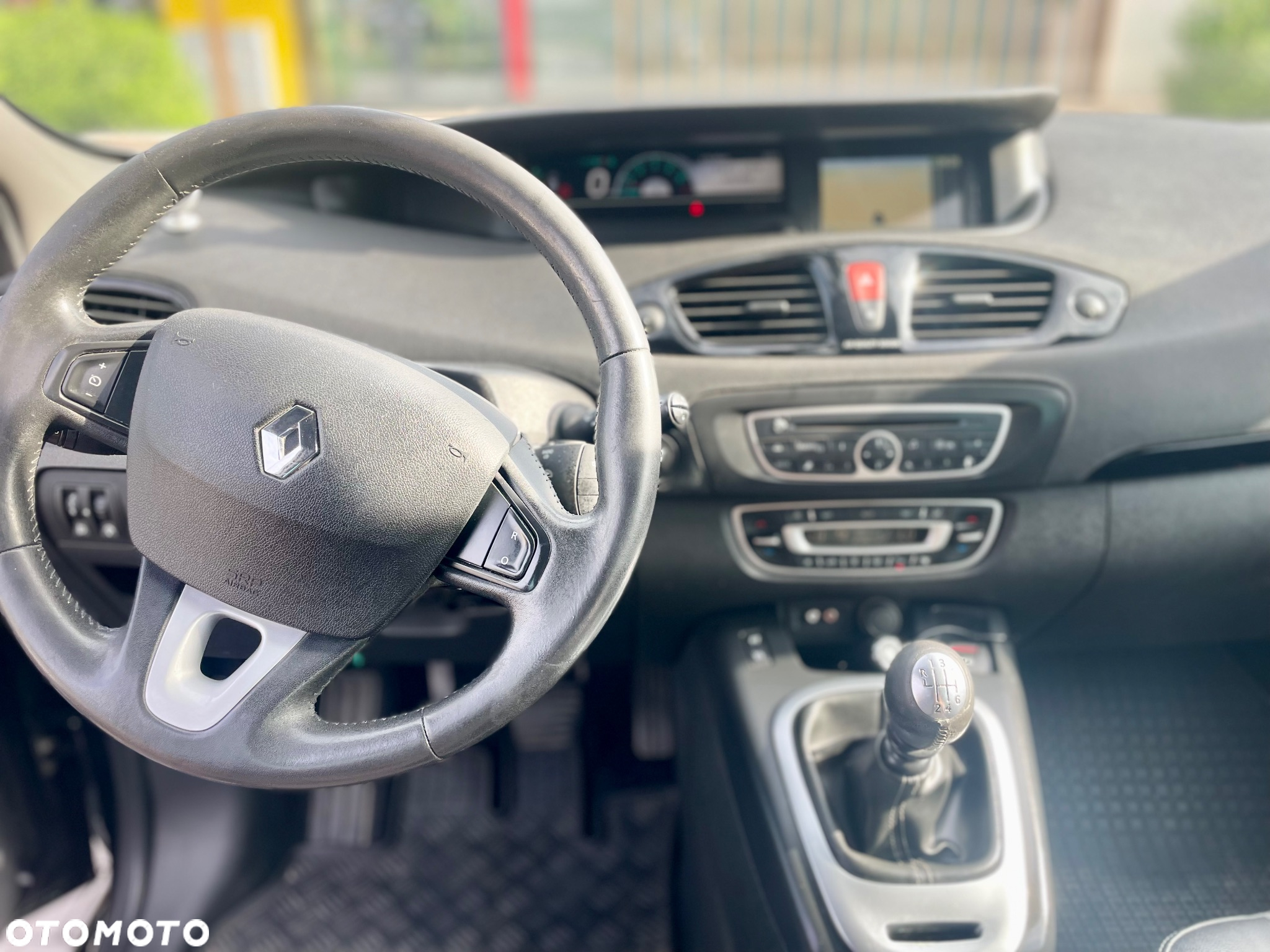 Renault Scenic - 15