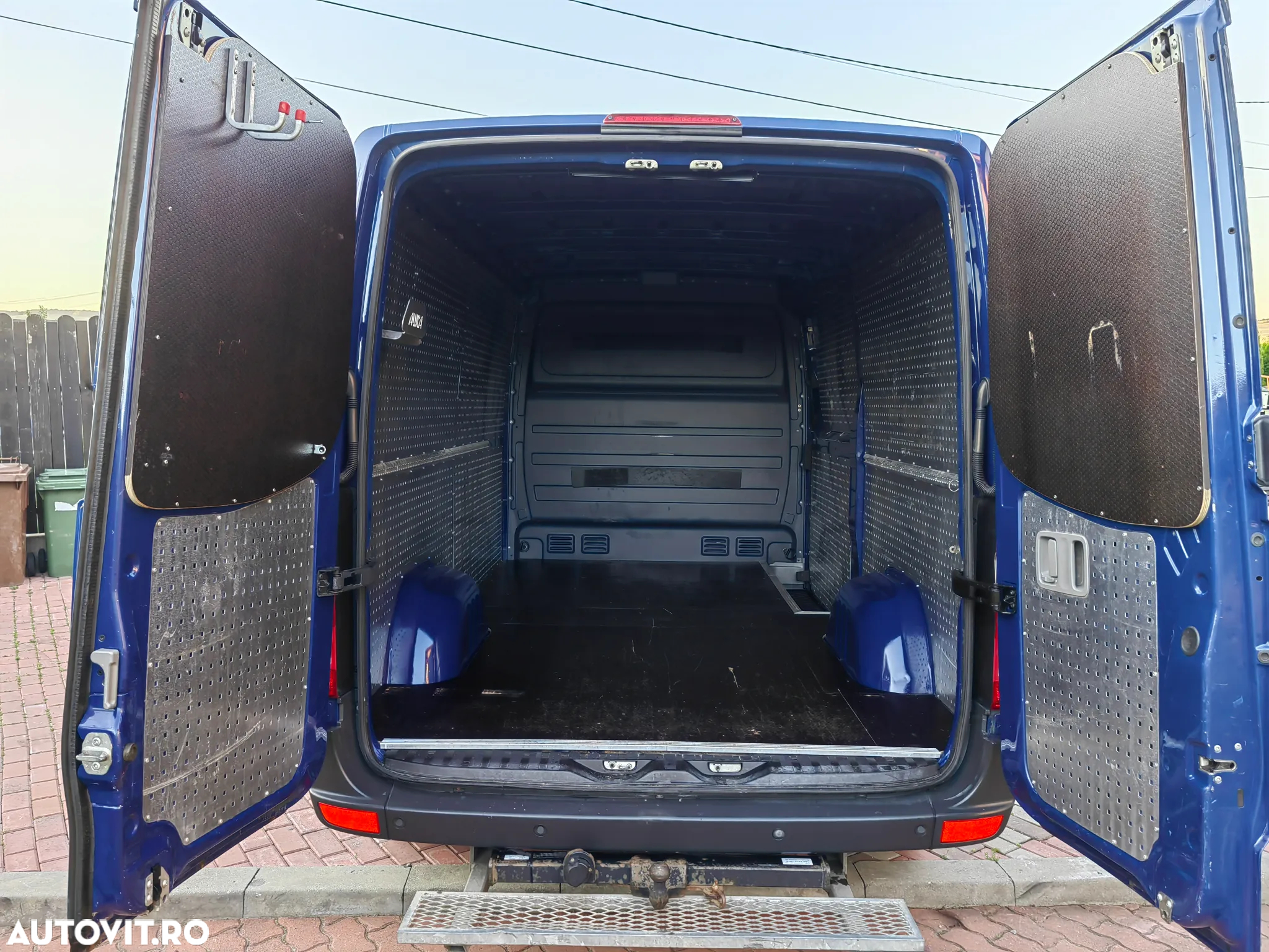 Mercedes-Benz Sprinter - 22