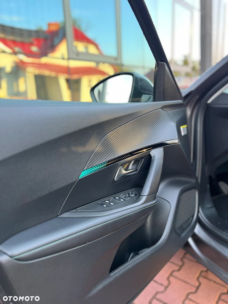 Peugeot 2008 PureTech 100 Stop&Start Allure - 12
