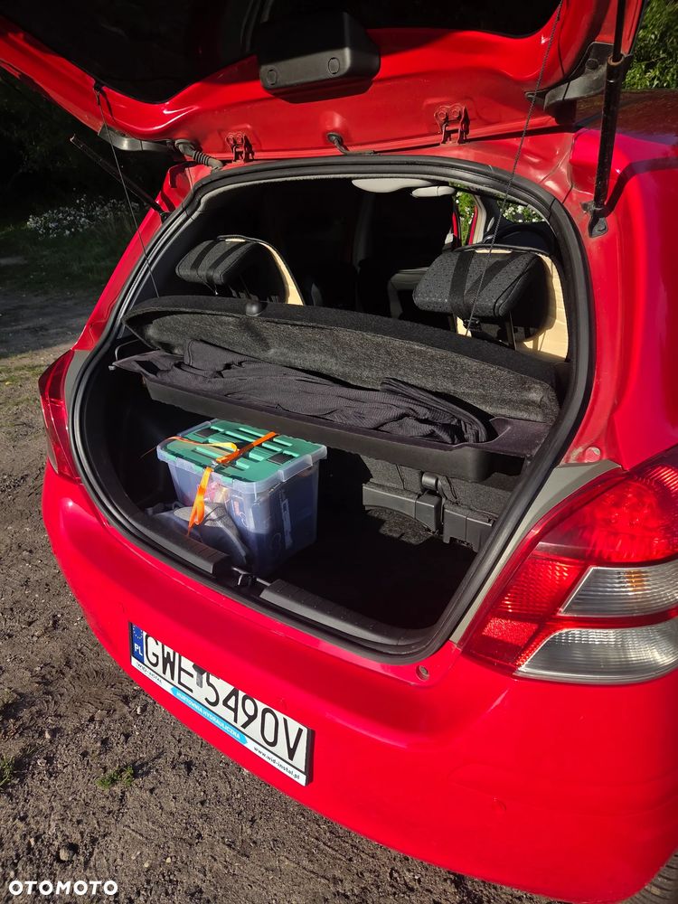 Toyota Yaris 1.33 Luna MS - 12