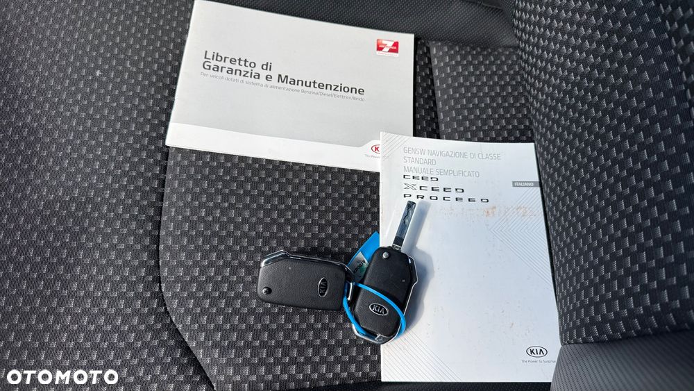 Kia XCeed 1.6 CRDi Eco-Dynamics+(48V Mild-Hybrid) DCT7 VISION - 22