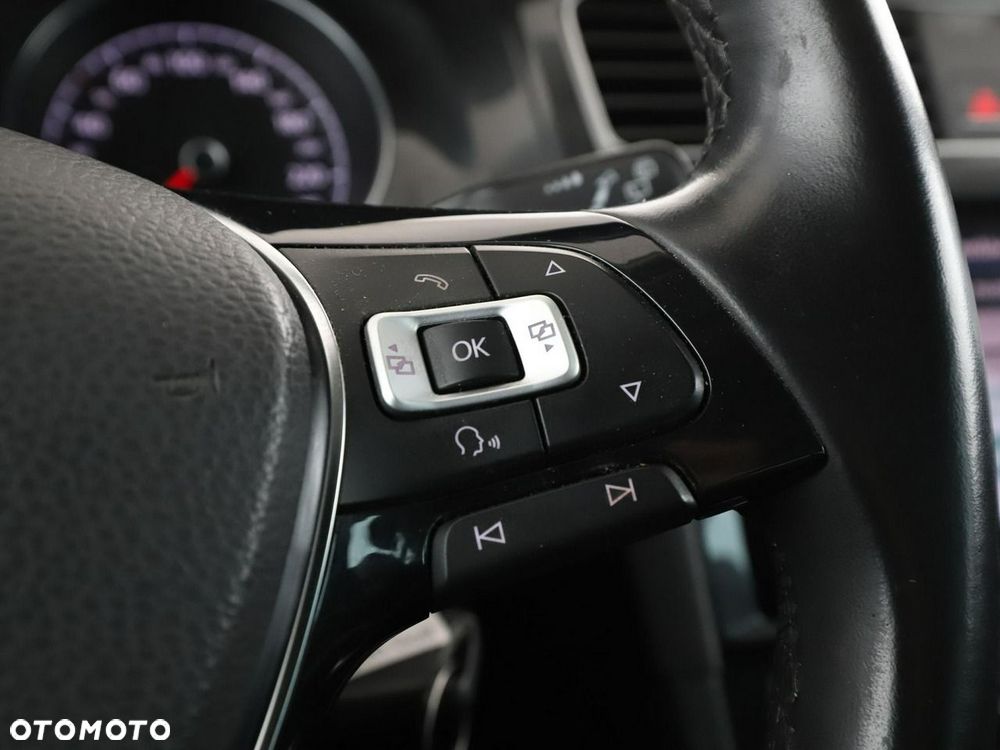 Volkswagen Golf 2.0 TDI (BlueMotion Technology) Comfortline - 32