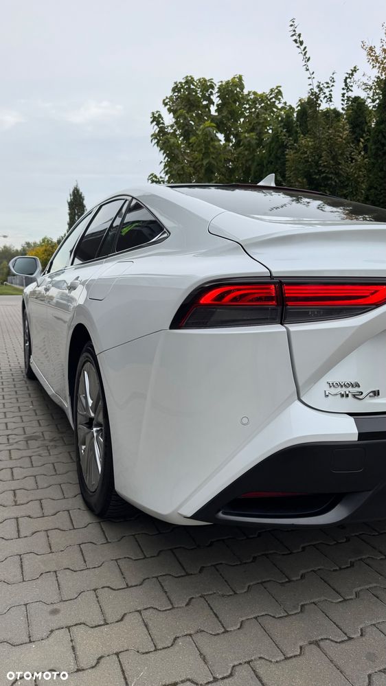 Toyota Mirai - 19