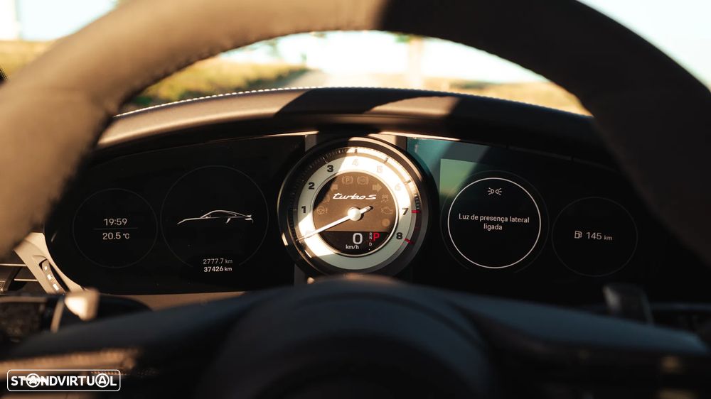 Porsche 911 (992) Turbo S - 14