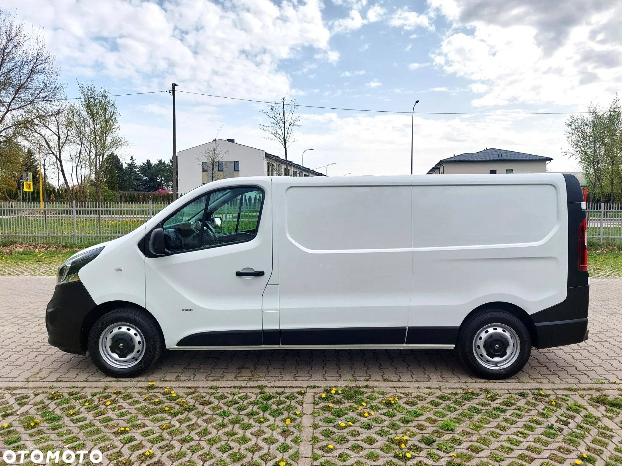 Renault Trafic - 2