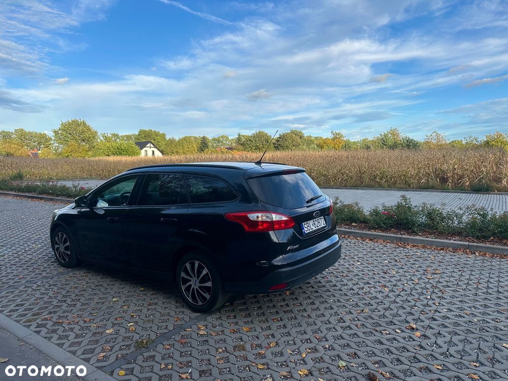 Ford Focus 2011 photo 4