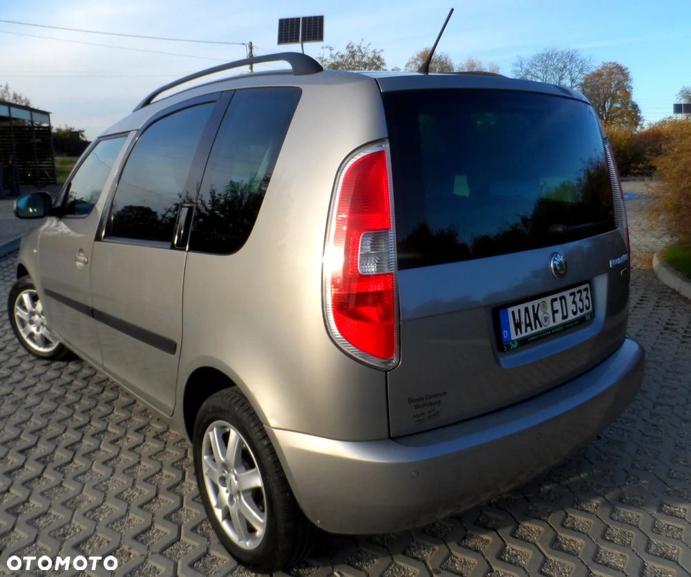 Skoda Roomster 2011 photo 4