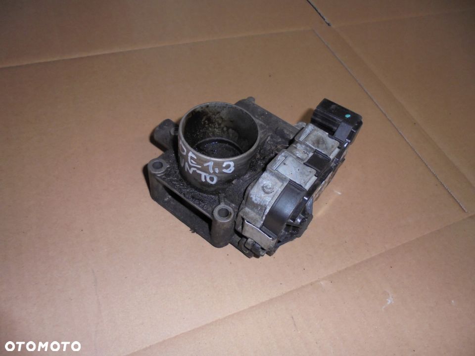 PRZEPUSTNICA GRANDE PUNTO 1.2 8V - 1