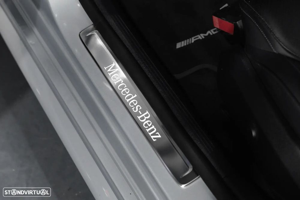 Mercedes-Benz C 300 - 36