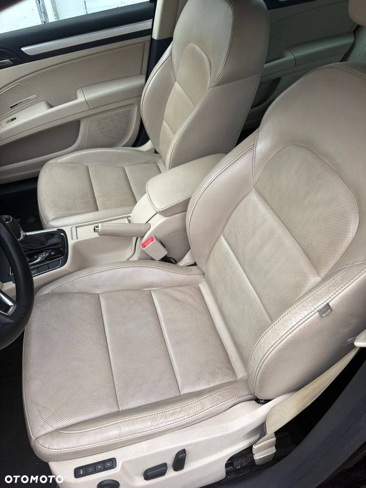 Skoda Superb 2.0 TSI Elegance DSG - 23