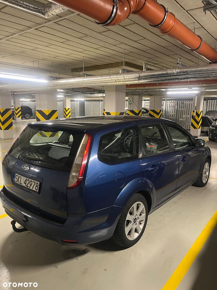 Ford Focus 1.6 Ti-VCT Ghia - 4