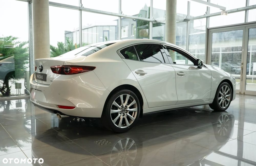 Mazda 3 ver-2-0-mhev-exclusive--line - 4