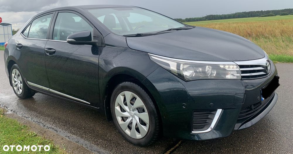 Toyota Corolla 1.6 Premium + - 5