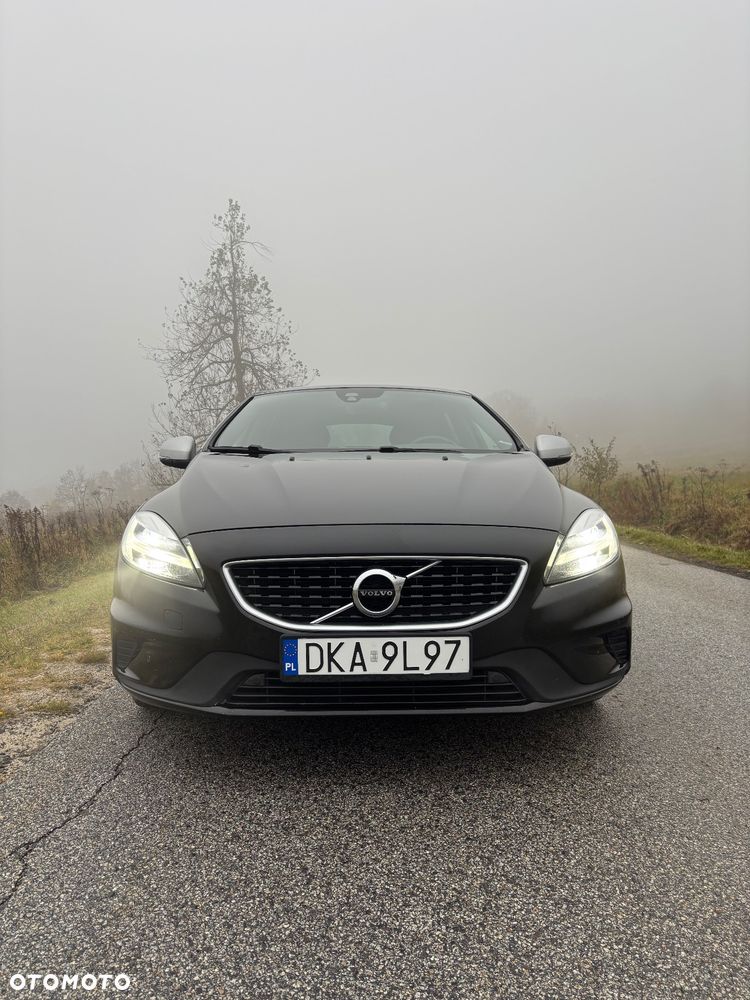 Volvo V40 D3 Drive-E R-Design Momentum - 2