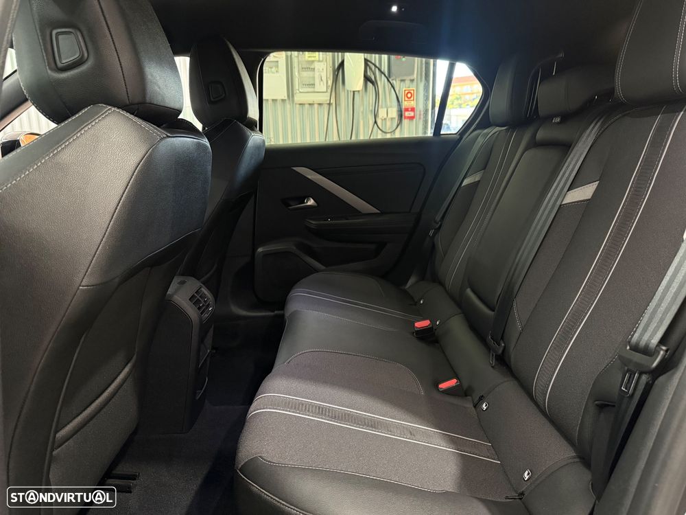 Opel Astra 1.6 T PHEV GS Line - 35