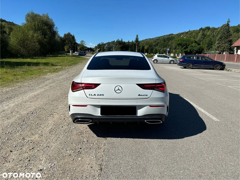 Mercedes-Benz CLA 220 4-Matic AMG Line 7G-DCT - 8