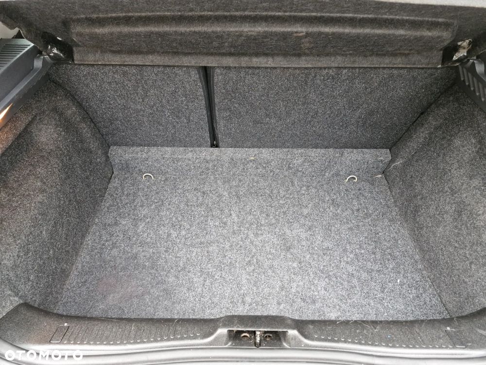 Renault Clio 1.2 16V 75 Dynamique - 18