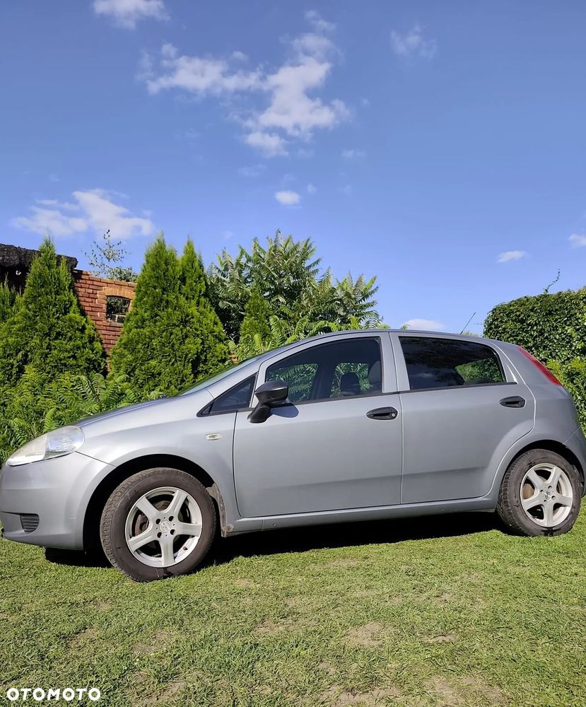 Fiat Grande Punto 1.2 8V - 4